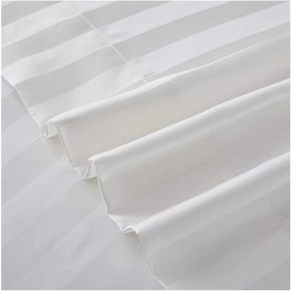 4-Piece Hypoallergenic Silk Satin Sheets - Picture 6 of 7